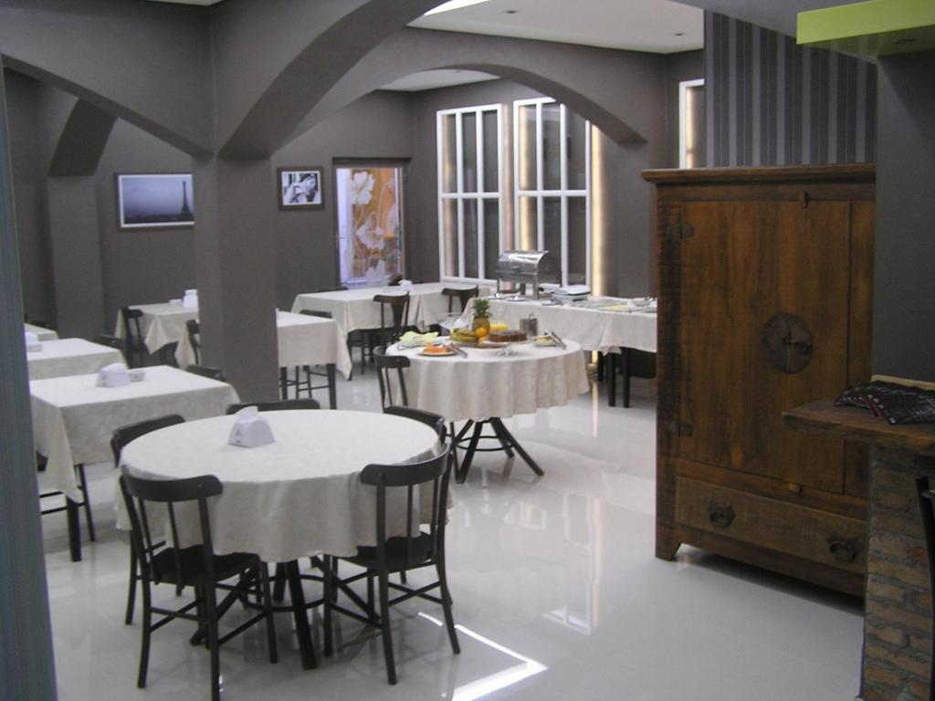 Hotel Almasty